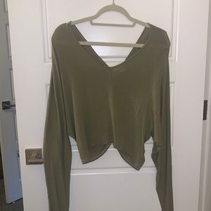 Comfy green crop top // long sleeve
